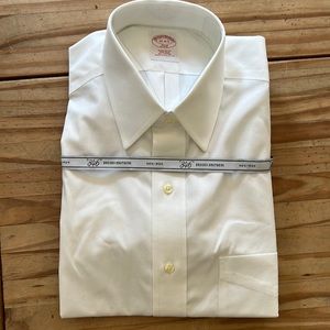 Brooks Brothers men’s white dress shirt